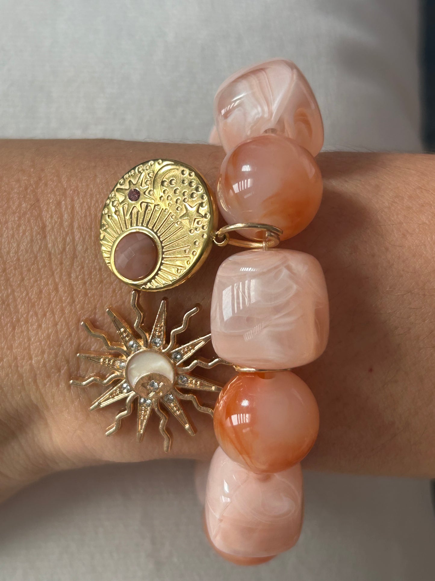 Pulsera elástica en acrílico
